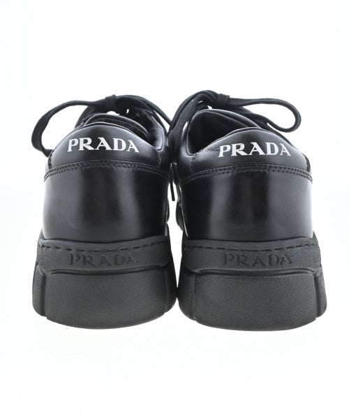 PRADA รองเท้าผ้าใบ