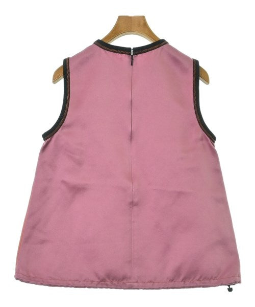 PRADA เสื้อสตรี
