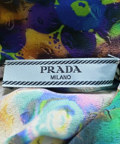 PRADA เสื้อสตรี