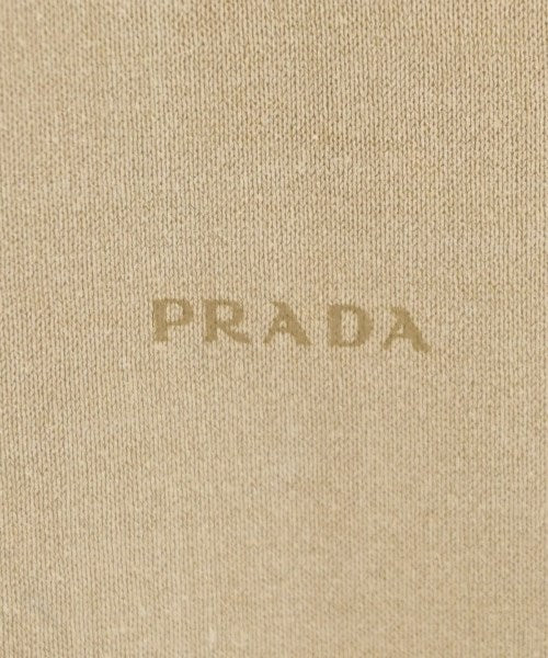 PRADA เสื้อยืด/เสื้อท็อปส์