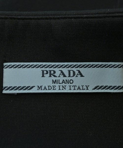 PRADA กระโปรงยาวถึงเข่า