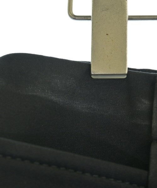PRADA กระโปรงยาวถึงเข่า