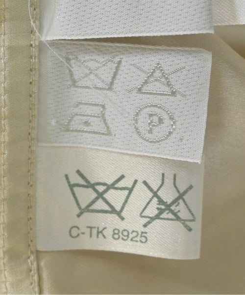 PRADA เสื้อลำลอง