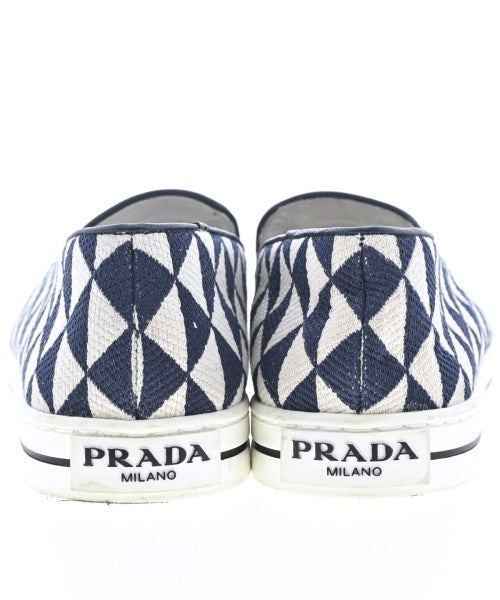 PRADA รองเท้าผ้าใบ