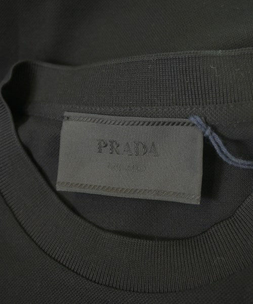 PRADA เสื้อยืด/เสื้อท็อปส์