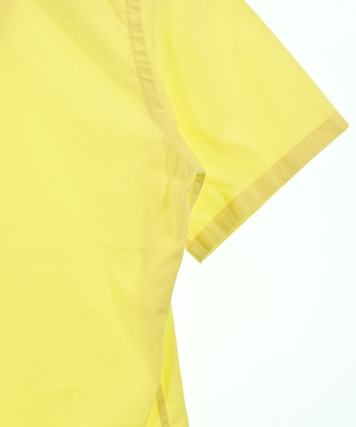 PRADA เสื้อลำลอง