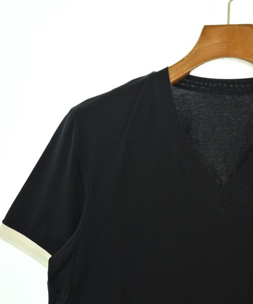 PRADA เสื้อยืด/เสื้อท็อปส์