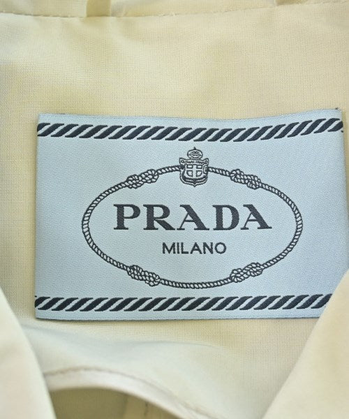 PRADA เสื้อกันฝน