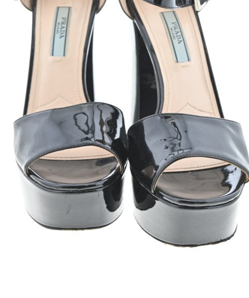 PRADA รองเท้าส้นสูง