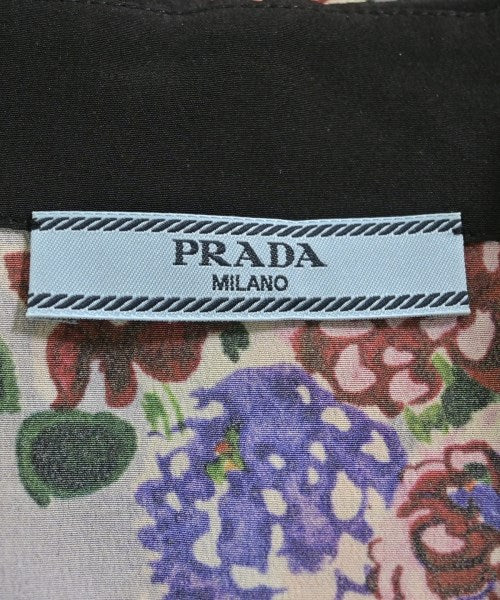 PRADA เสื้อสตรี