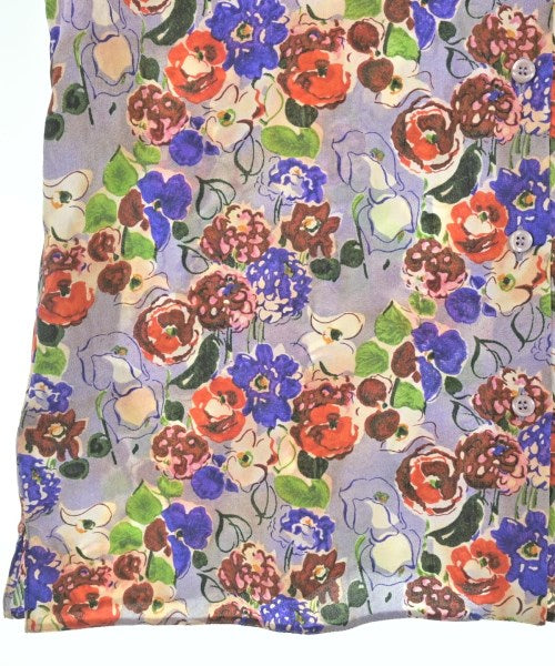 PRADA เสื้อสตรี