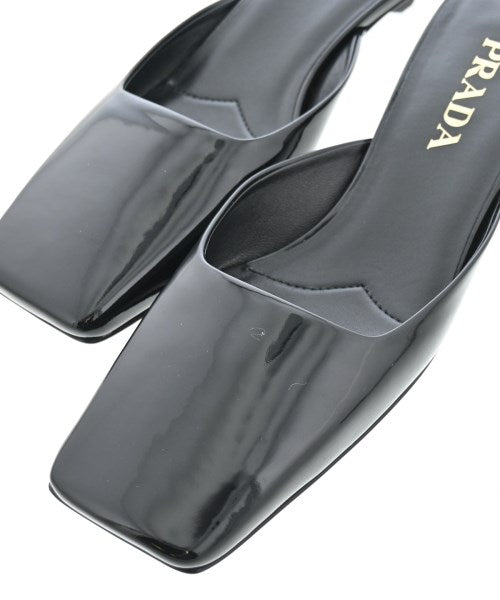 PRADA รองเท้าส้นสูง