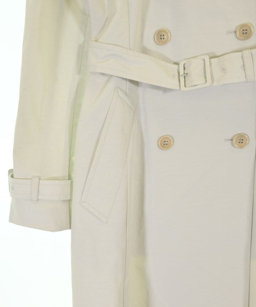 PRADA เสื้อกันฝน