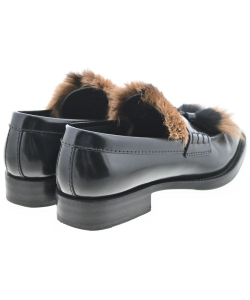 PRADA รองเท้าสวมทางการ