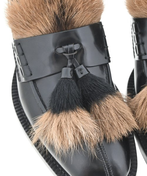 PRADA รองเท้าสวมทางการ