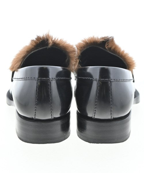 PRADA รองเท้าสวมทางการ