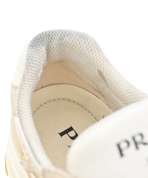 PRADA รองเท้าผ้าใบ