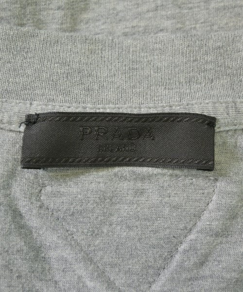 PRADA เสื้อยืด/เสื้อท็อปส์