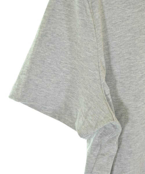 PRADA เสื้อยืด/เสื้อท็อปส์