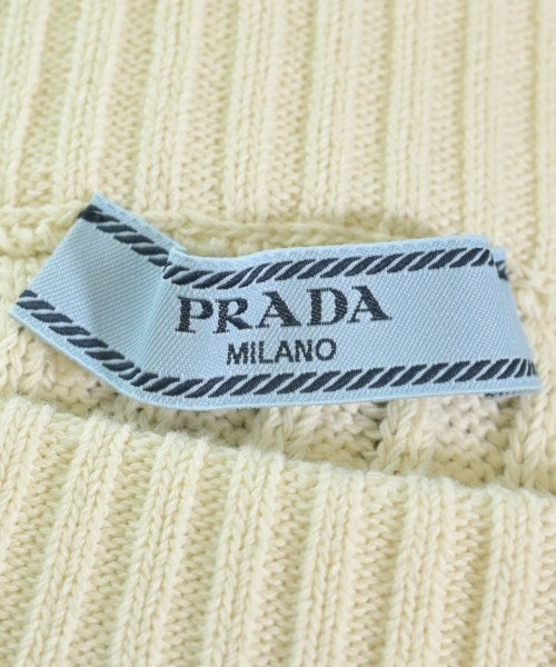 PRADA กระโปรงสั้น