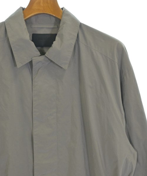 PRADA เสื้อโค้ท อื่น