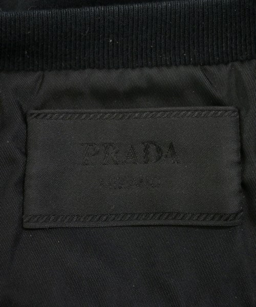 PRADA เสื้อยืด/เสื้อท็อปส์