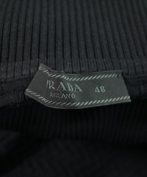 PRADA เสื้อยืด/เสื้อท็อปส์