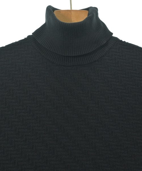 PRADA เสื้อยืด/เสื้อท็อปส์
