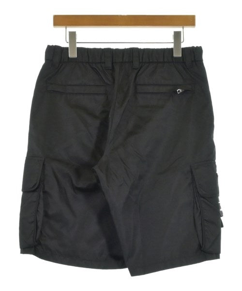 PRADA กางเกงขาสั้น