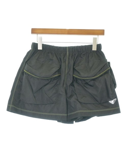 PRADA กางเกงขาสั้น