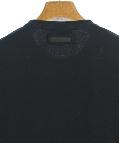 PRADA เสื้อยืด/เสื้อท็อปส์