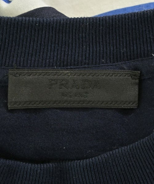 PRADA เสื้อยืด/เสื้อท็อปส์