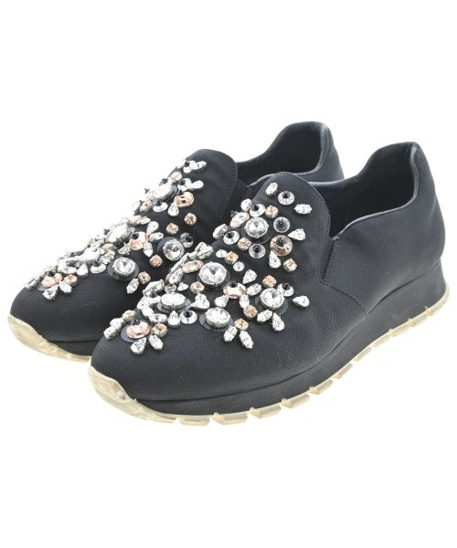 PRADA รองเท้าผ้าใบ