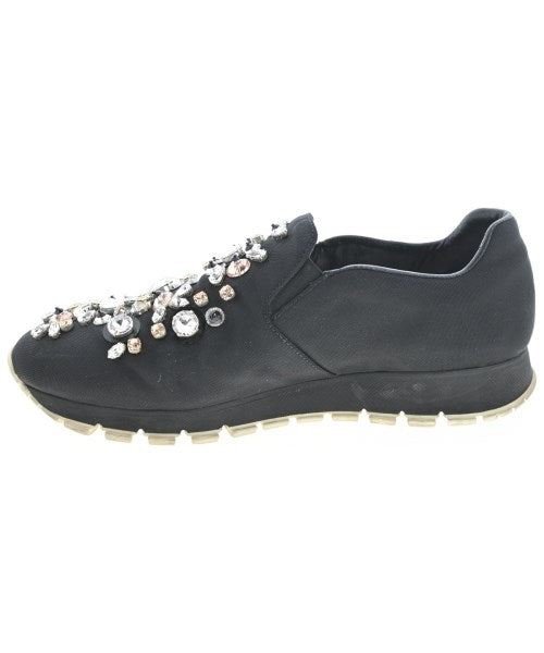 PRADA รองเท้าผ้าใบ