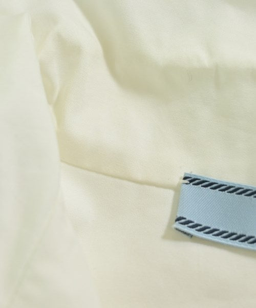 PRADA เสื้อสตรี