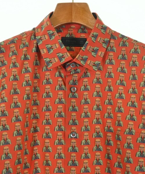 PRADA เสื้อลำลอง