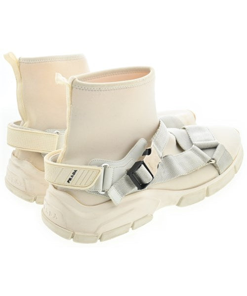 PRADA รองเท้าผ้าใบ