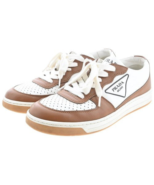 PRADA รองเท้าผ้าใบ
