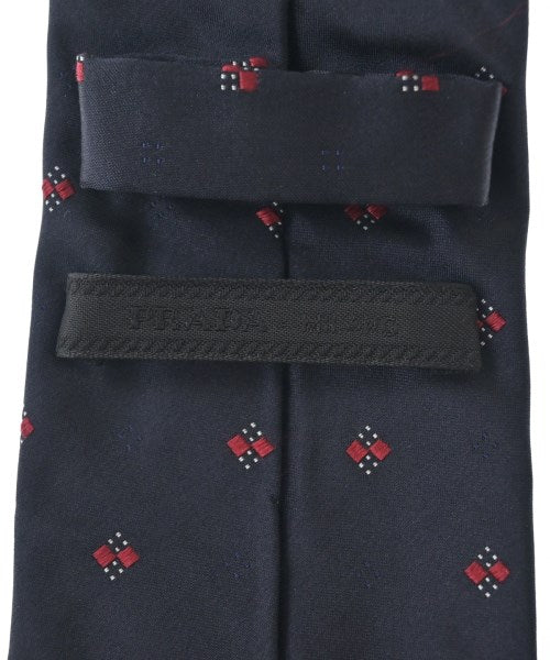 PRADA เนคไท