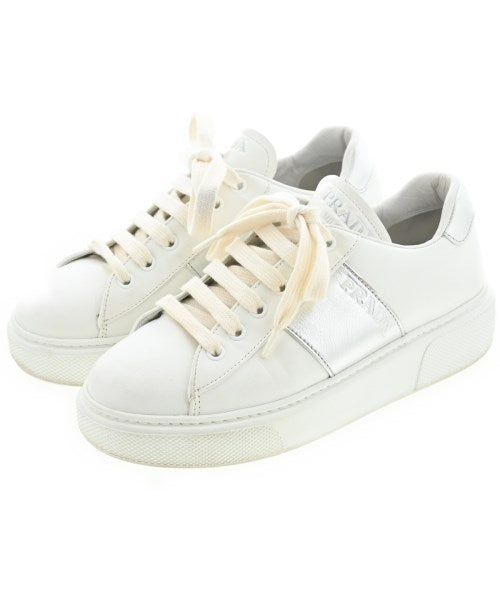 PRADA รองเท้าผ้าใบ