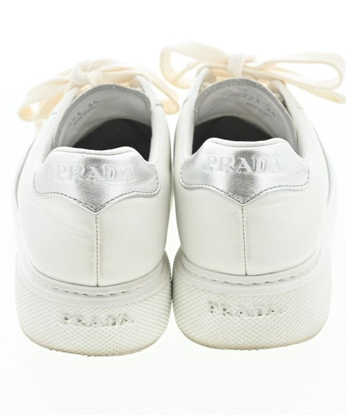 PRADA รองเท้าผ้าใบ