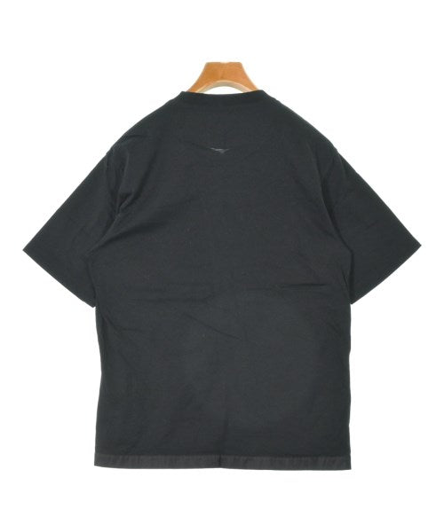 PRADA เสื้อยืด/เสื้อท็อปส์