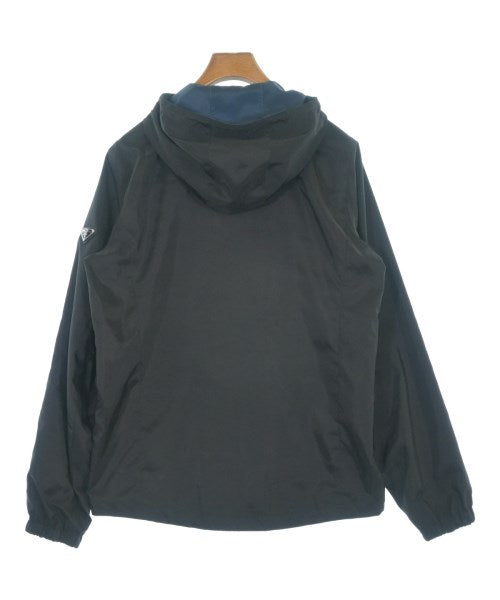 PRADA เสื้อพาร์กาภูเขา