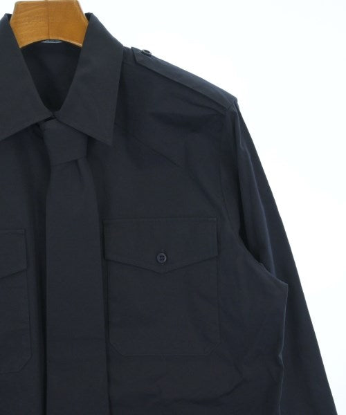 PRADA เสื้อลำลอง
