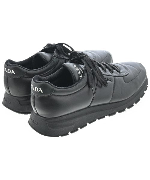 PRADA รองเท้าผ้าใบ