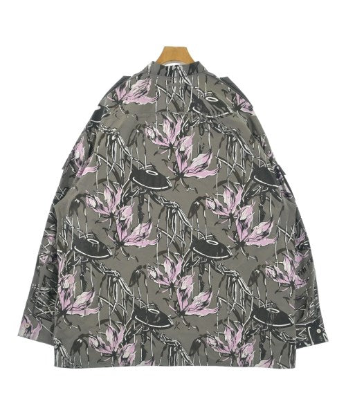 PRADA เสื้อลำลอง