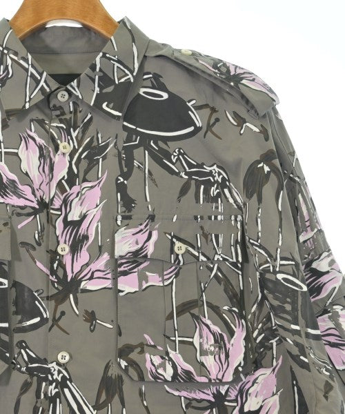 PRADA เสื้อลำลอง