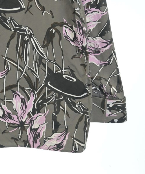 PRADA เสื้อลำลอง
