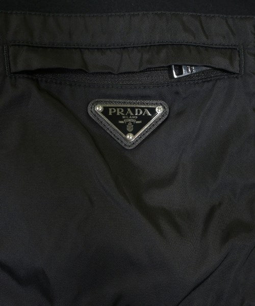 PRADA เสื้อยืด/เสื้อท็อปส์