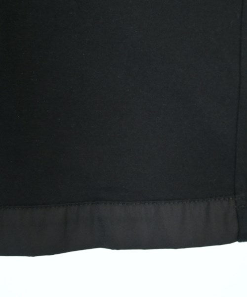 PRADA เสื้อยืด/เสื้อท็อปส์